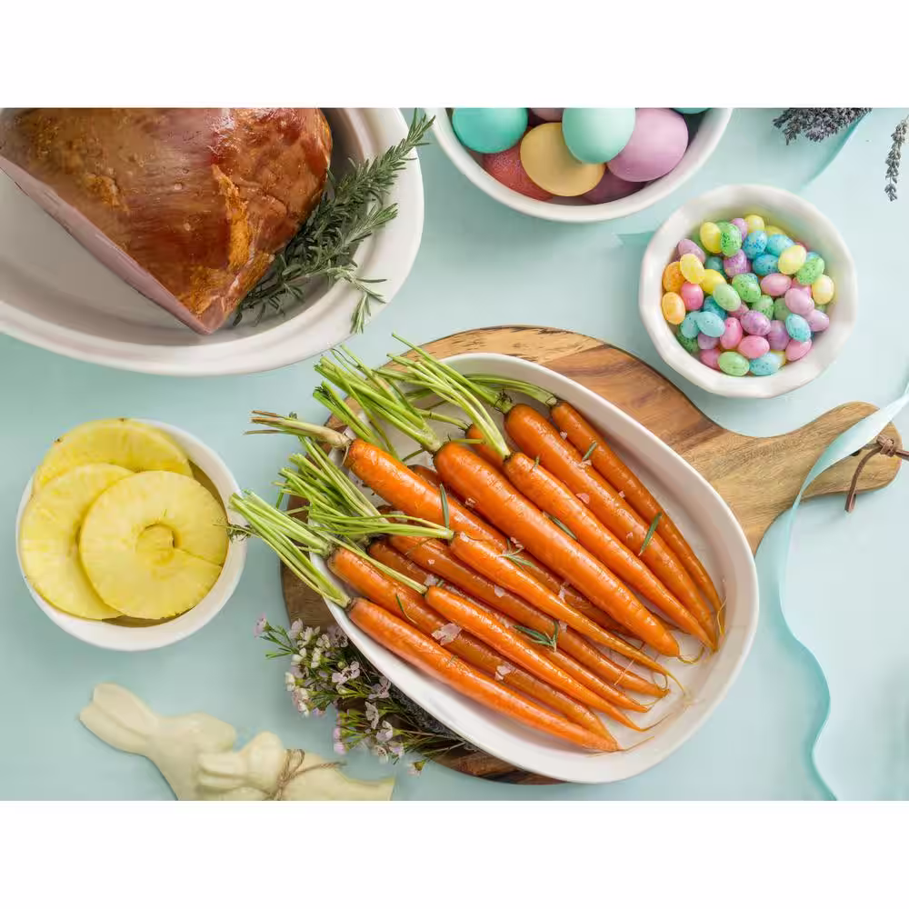 Corningware French White 4-Qt Oval Ceramic Casserole Dish with Glass Cover