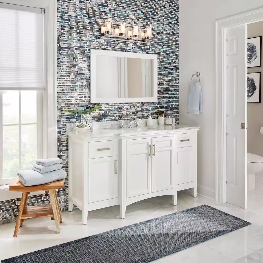 Delta Silverton Towel Ring in Chrome