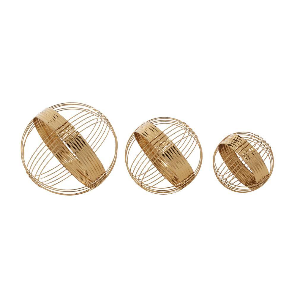 CosmoLiving by Cosmopolitan Gold Metal Geometric Sculpture (Set of 3)