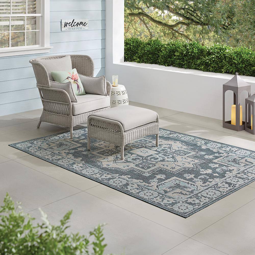 Hampton Bay Slate Gray 5 ft. x 7 ft. Antique Medallion Indoor/Outdoor Area Rug