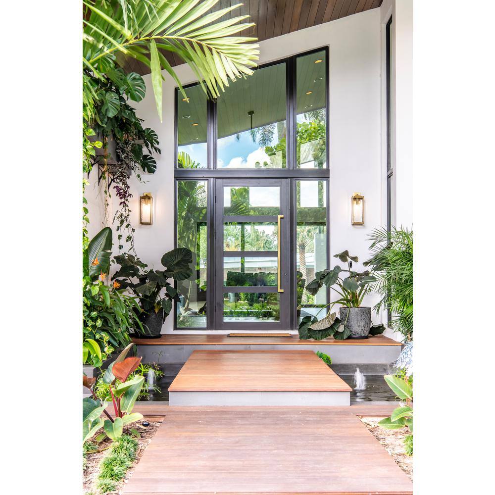 Quoizel Westover 1-Light Antique Brass Outdoor Wall Lantern Sconce