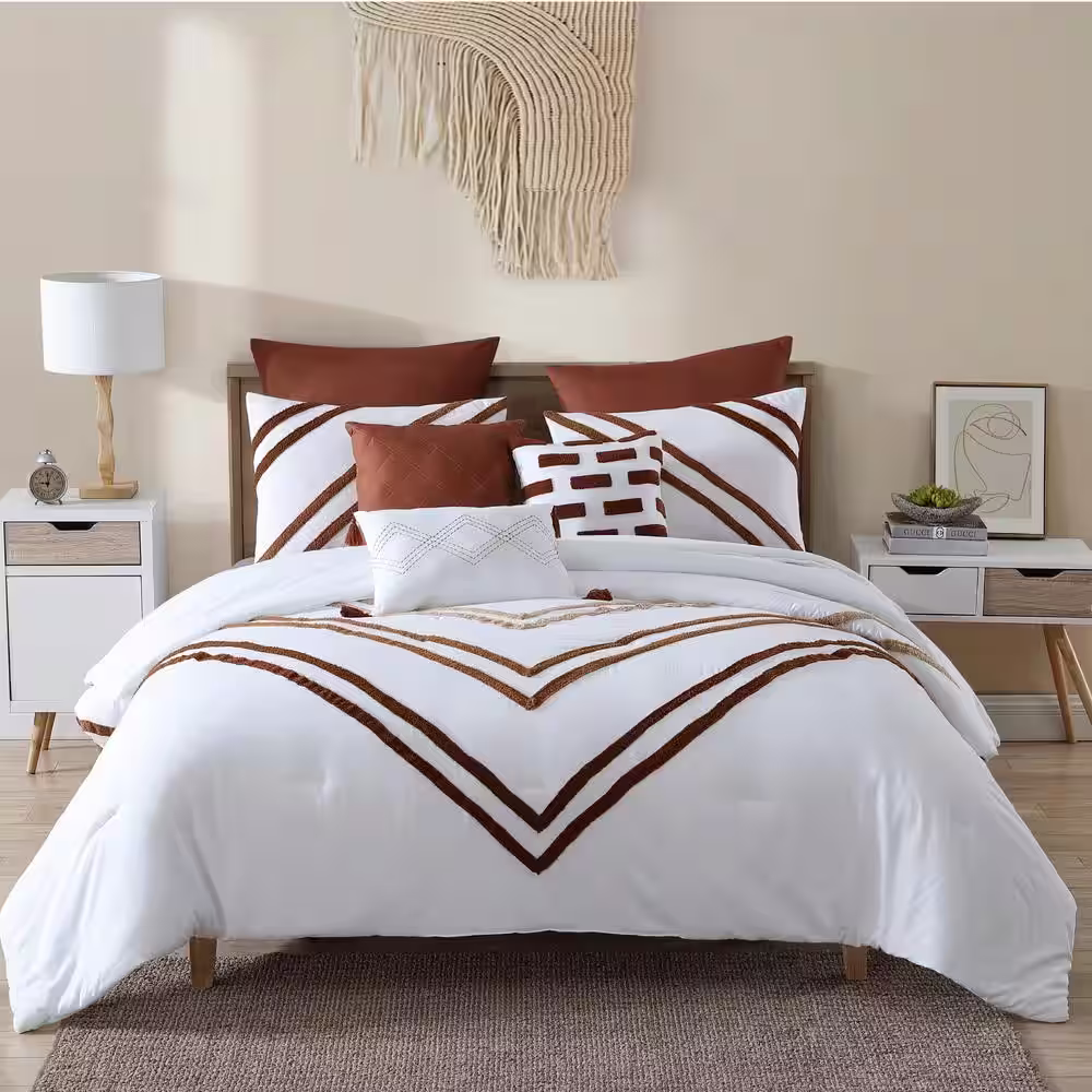 MODERN THREADS 8-Piece Guilia Queen Comforter Set