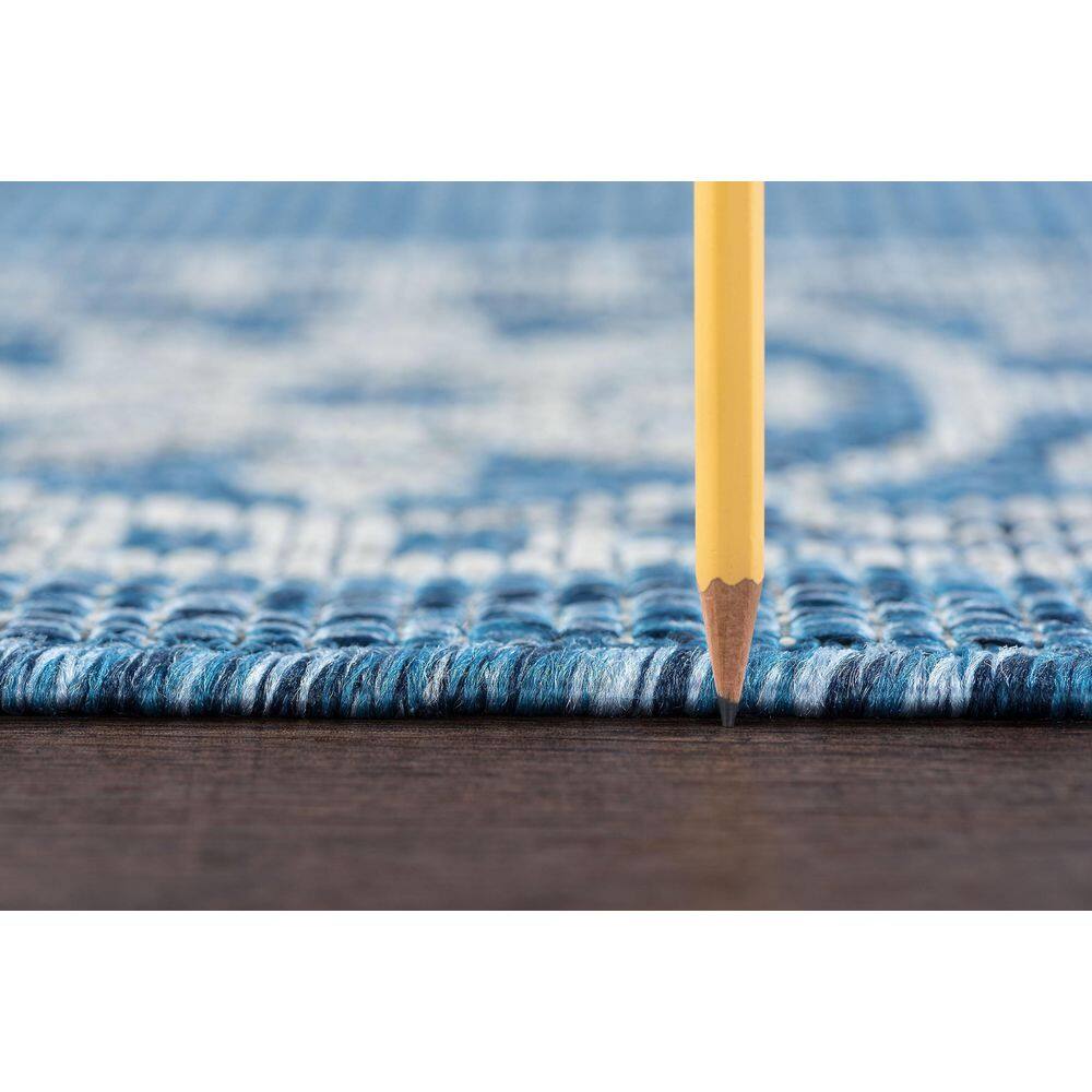 Tayse Rugs Veranda Border Indigo 7 ft. x 10 ft. Indoor/Outdoor Area Rug
